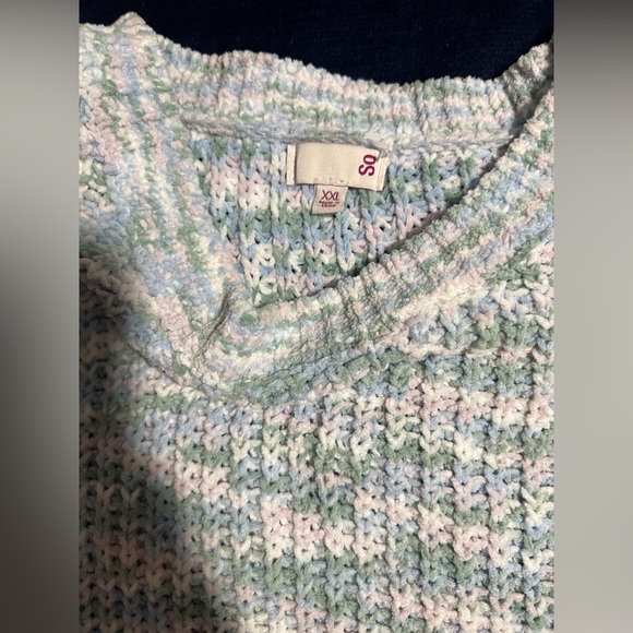 Women cozy sweatshirt, multiple colors - Picture 2 of 2